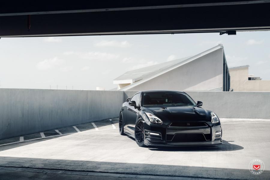  Nissan GT-R on Vossen Wheels (M-X4T) 2019 года  (фото 1 из 15)